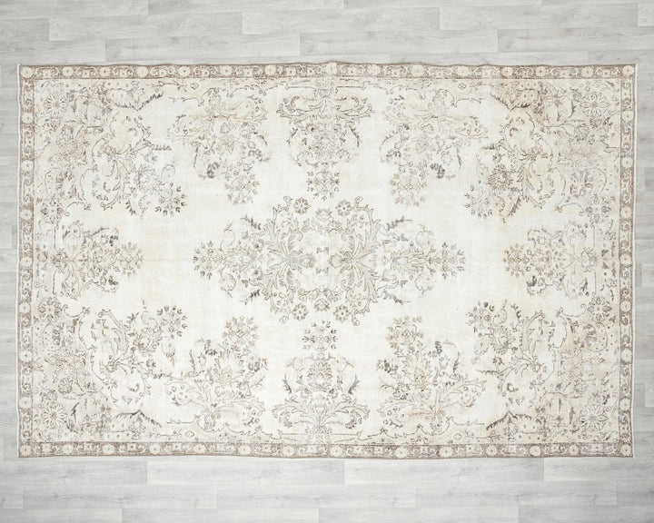 Beige Turkish Oushak Rug 6'8" x 10'2" Hand-Knotted | No. VR25473