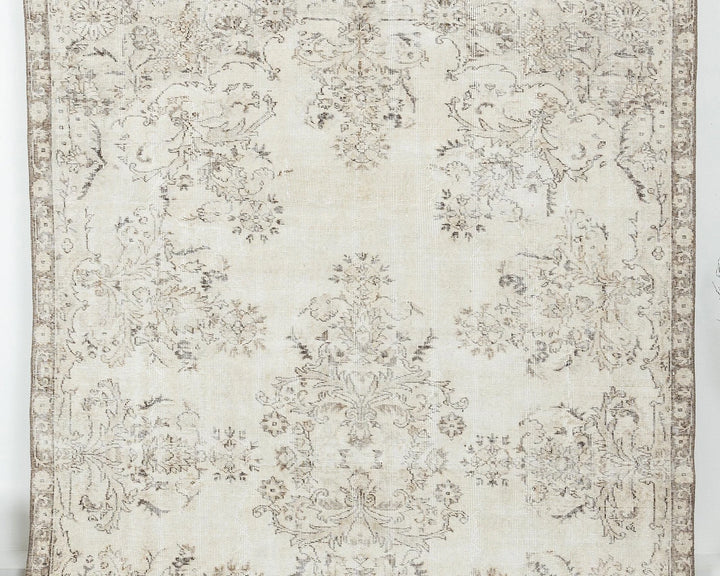 Beige Turkish Oushak Rug 6'8" x 10'2" Hand-Knotted | No. VR25473