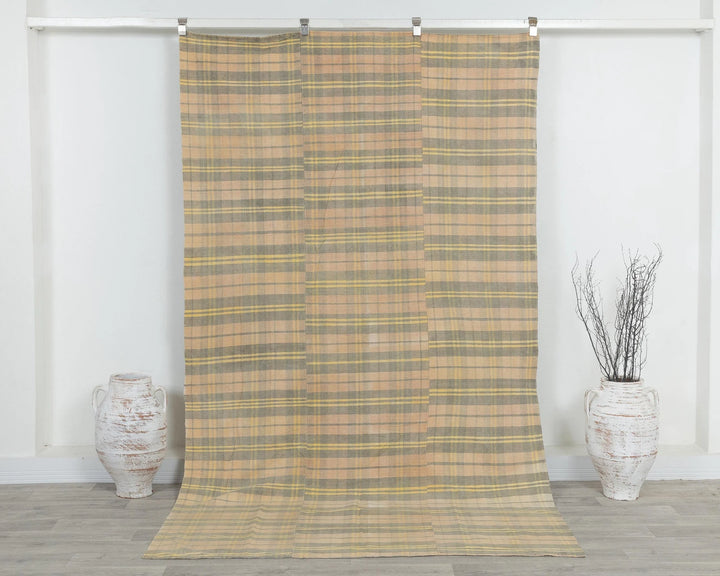 Kilim Rug 6' 5" x 9' 4" | No. VR25556