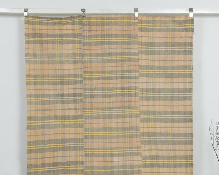 Kilim Rug 6' 5" x 9' 4" | No. VR25556