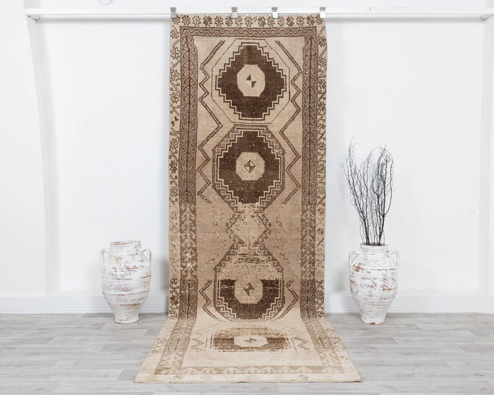 Beige Turkish Oushak Rug 3' 6" x 10' 1" Hand-Knotted | No. VR25626