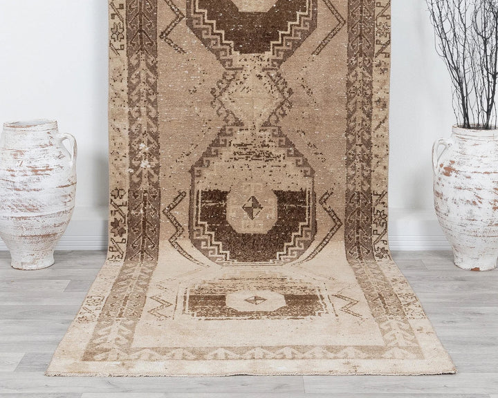 Beige Turkish Oushak Rug 3' 6" x 10' 1" Hand-Knotted | No. VR25626