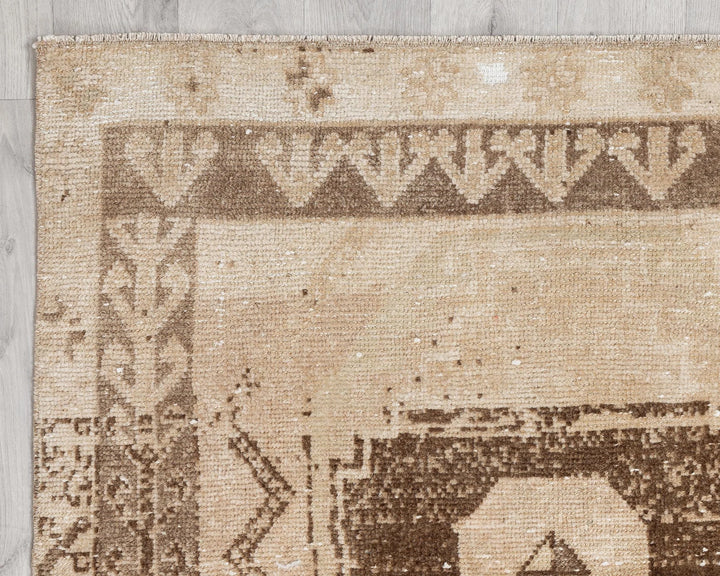 Beige Turkish Oushak Rug 3' 6" x 10' 1" Hand-Knotted | No. VR25626