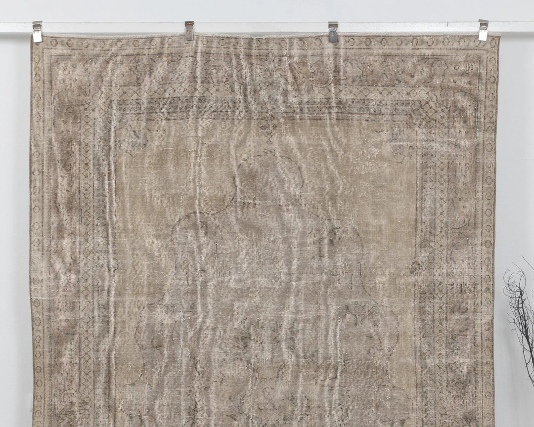 Beige Turkish Oushak Rug 7' x 10' Hand-Knotted | No. VR25806