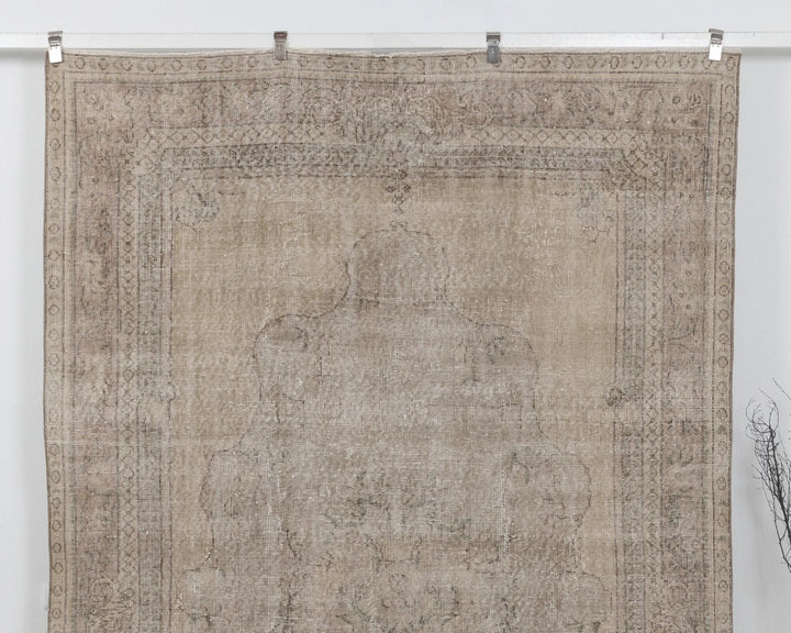 Beige Turkish Oushak Rug 7' x 10' Hand-Knotted | No. VR25806