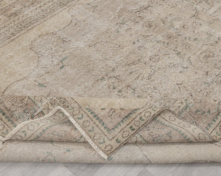 Beige Turkish Oushak Rug 7' x 10' Hand-Knotted | No. VR25806