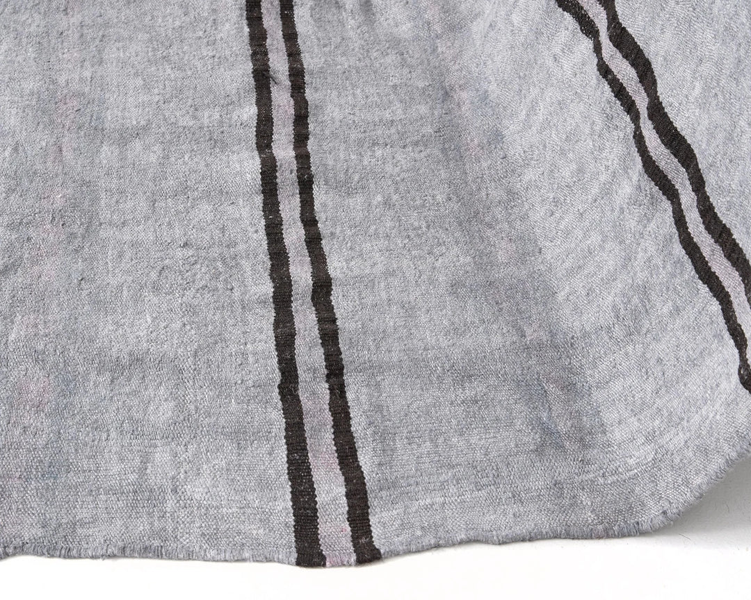 Blue Turkish Kilim Rug 5' 7" x 8' 5" Flat-Weave | No. VR25836
