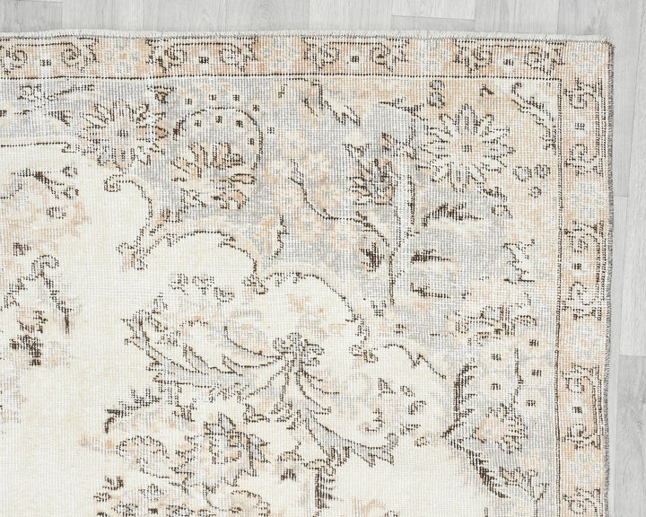 Beige Turkish Oushak Rug 6'7" x 9'5" Hand-Knotted | No. VR25837