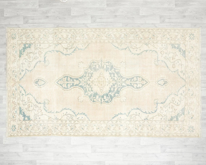 Beige Turkish Oushak Rug 9' 2" x 5' 7" Hand-Knotted | No. VR25879
