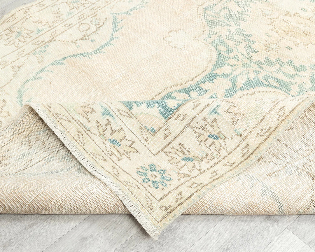 Beige Turkish Oushak Rug 9' 2" x 5' 7" Hand-Knotted | No. VR25879