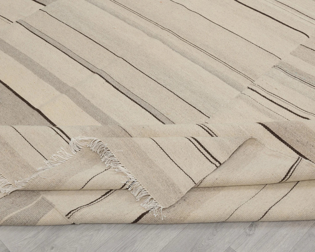 Beige Turkish Kilim Rug 9' 4" x 12' 6" Flat-Weave texture
