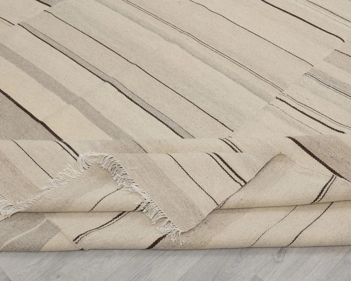 Beige Turkish Kilim Rug 9' 4" x 12' 6" Flat-Weave texture