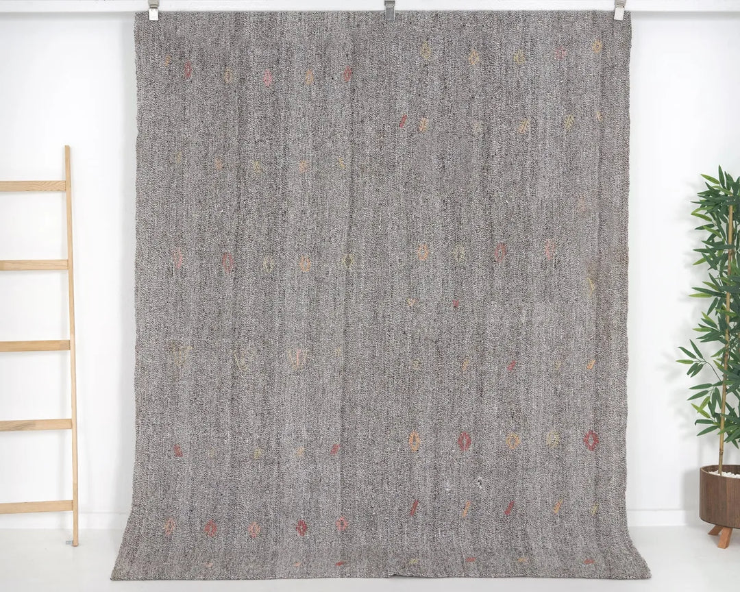 Gray Turkish Kilim Rug 6' 1" x 7' 2" Flat-Weave | No. VR26208