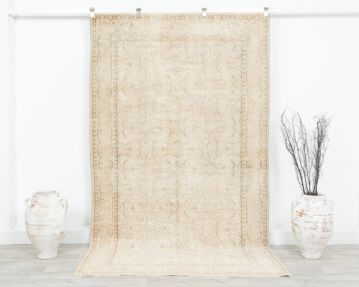Beige Turkish Oushak Rug 5' x 8' 8" Hand-Knotted | No. VR26216