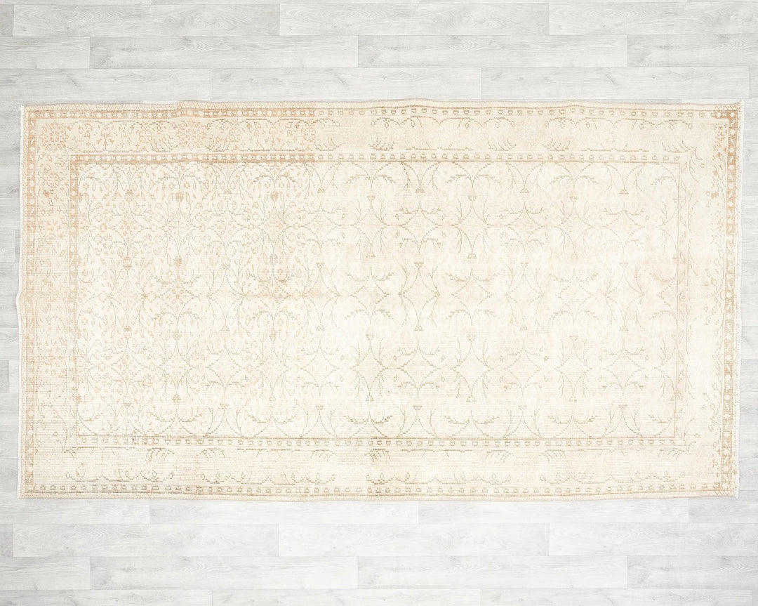 Beige Turkish Oushak Rug 5' x 8' 8" Hand-Knotted | No. VR26216