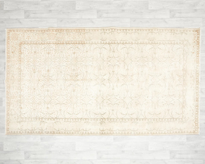 Beige Turkish Oushak Rug 5' x 8' 8" Hand-Knotted | No. VR26216