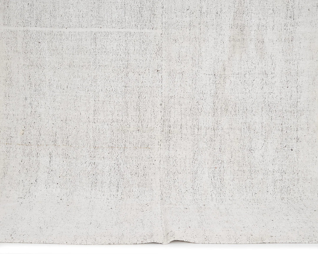 White Turkish Kilim Rug 6' 7" x 8' 10" Flat-Weave | No. VR26240