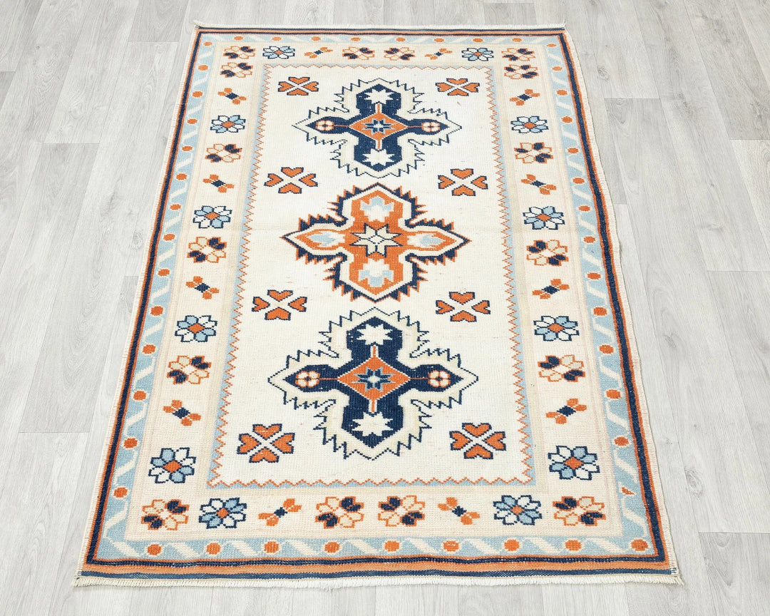 Oushak Rug 3' 1" x 4' 4" | No. VR26299
