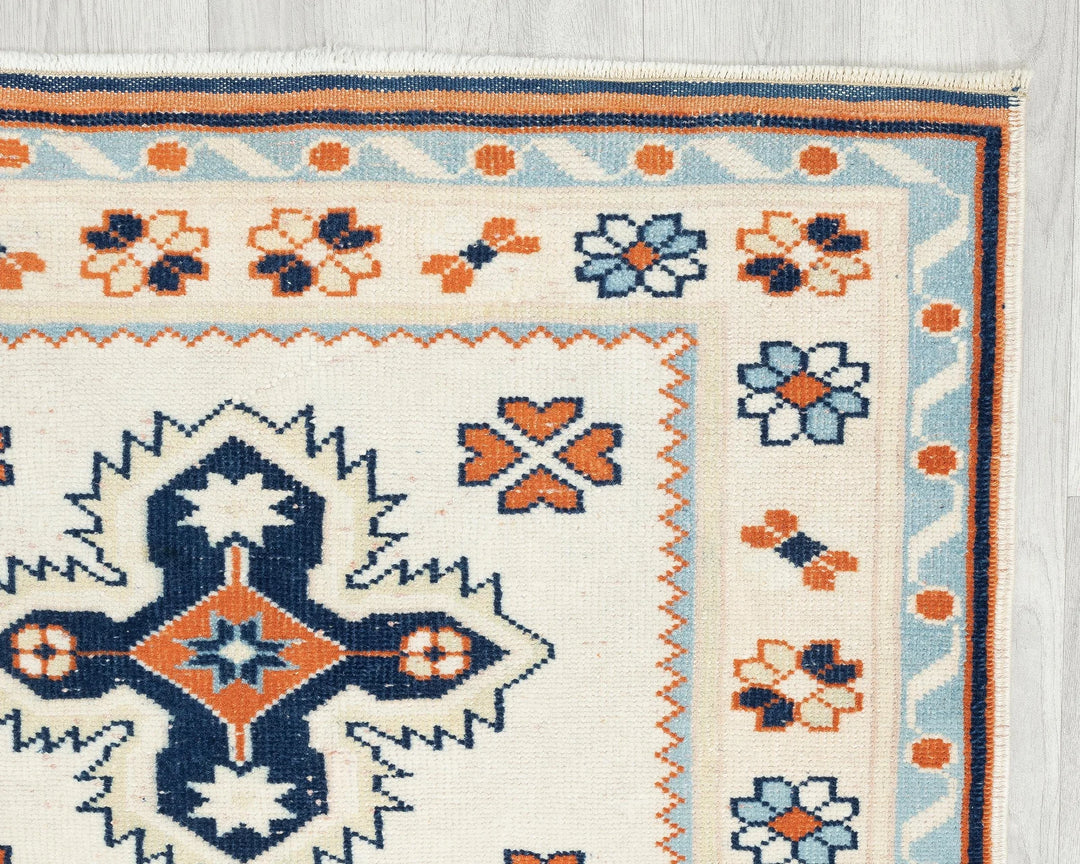 Oushak Rug 3' 1" x 4' 4" | No. VR26299
