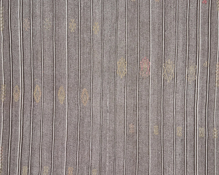 Gray Kilim Rug 5' 7" x 6' 8" | No. VR26397