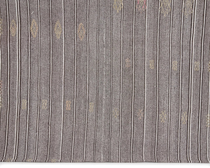 Gray Kilim Rug 5' 7" x 6' 8" | No. VR26397