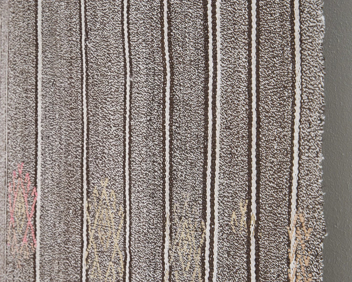 Gray Kilim Rug 5' 7" x 6' 8" | No. VR26397