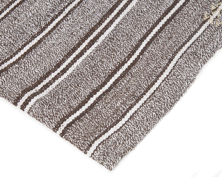 Gray Kilim Rug 5' 7" x 6' 8" | No. VR26397