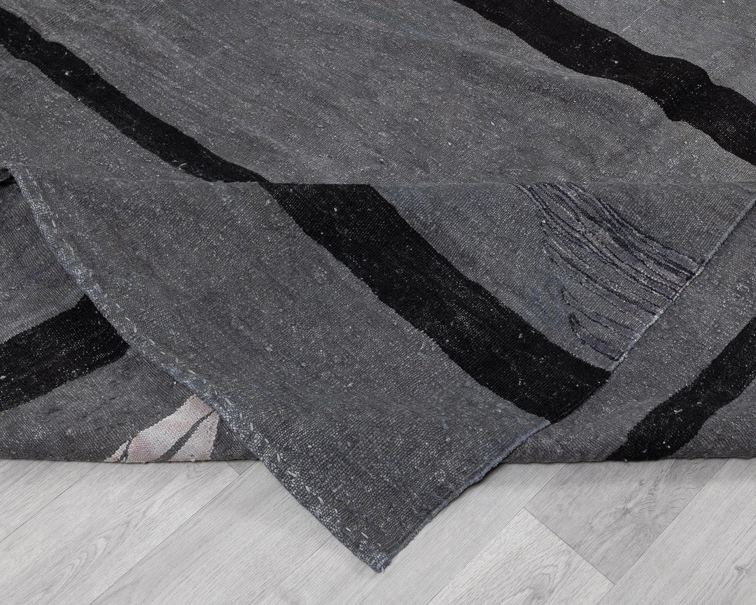 Gray Turkish Kilim Rug 9' 6" x 13' 1" Flat-Weave field