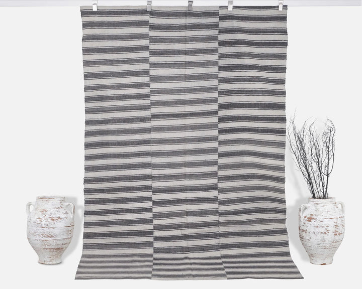 Brown Turkish Kilim Rug 5' 5" x 7' 10" Flat-Weave | No. VR26936