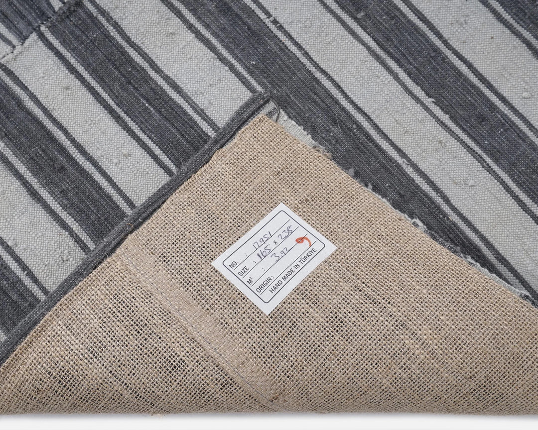 Brown Turkish Kilim Rug 5' 5" x 7' 10" Flat-Weave | No. VR26936