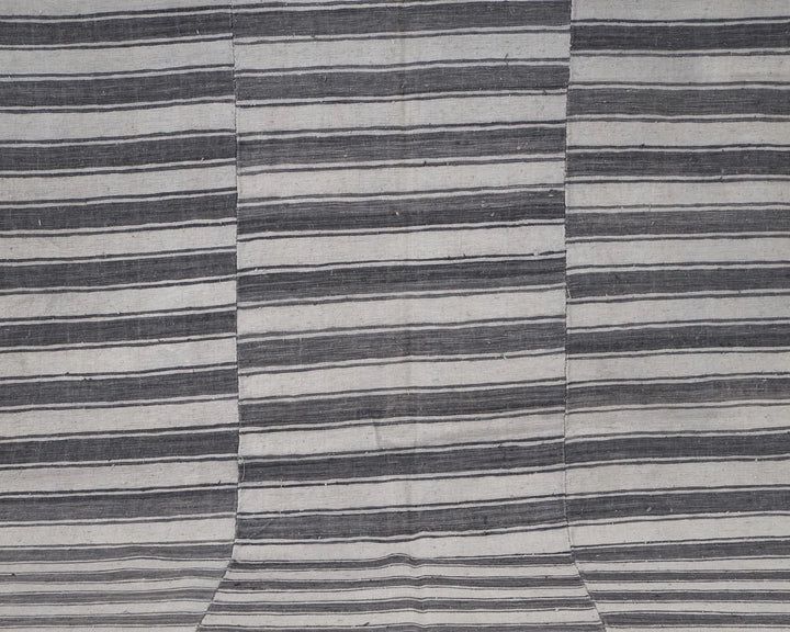Brown Turkish Kilim Rug 5' 5" x 7' 10" Flat-Weave | No. VR26936
