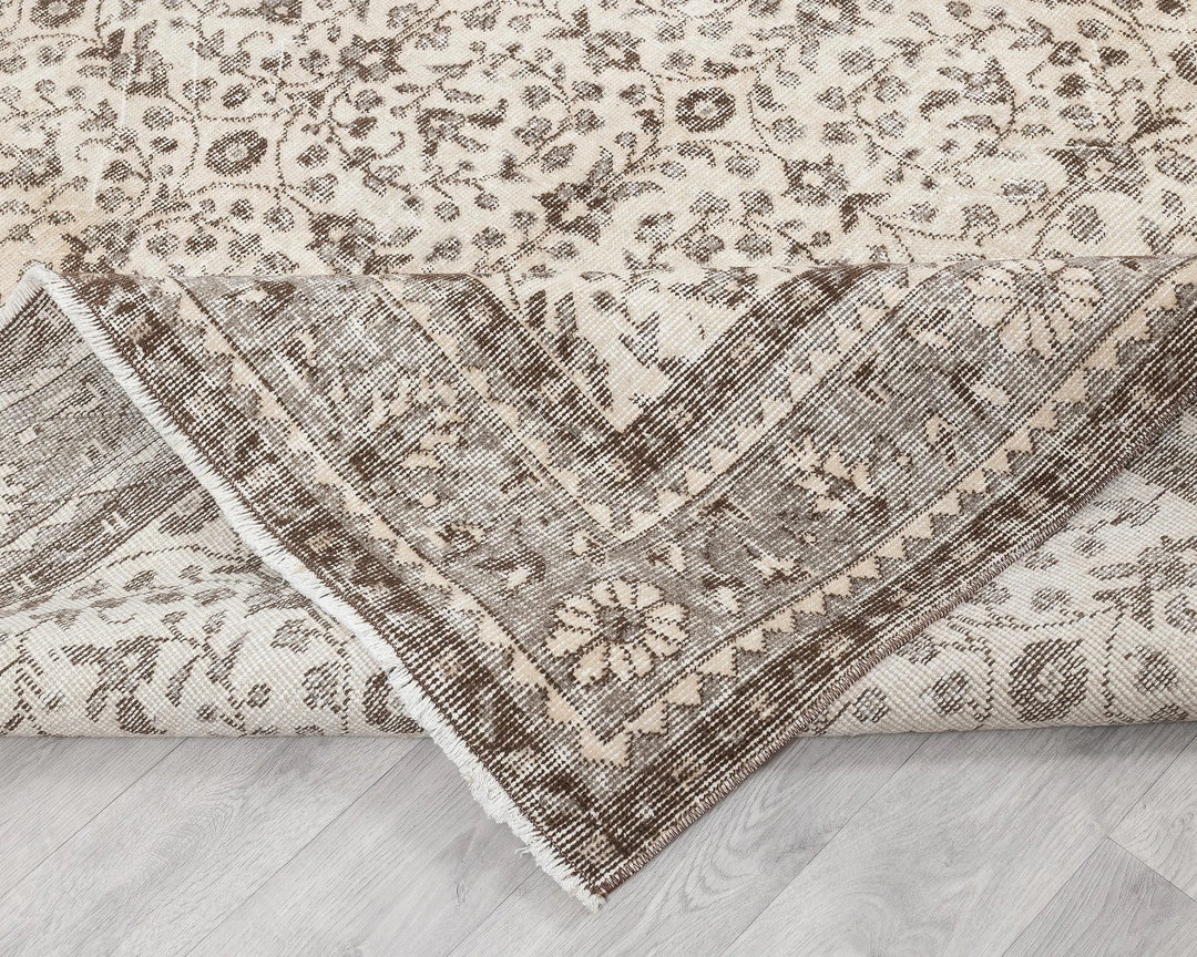 Beige Turkish Oushak Rug 6' 11" x 9' 10" Hand-Knotted | No. VR27250