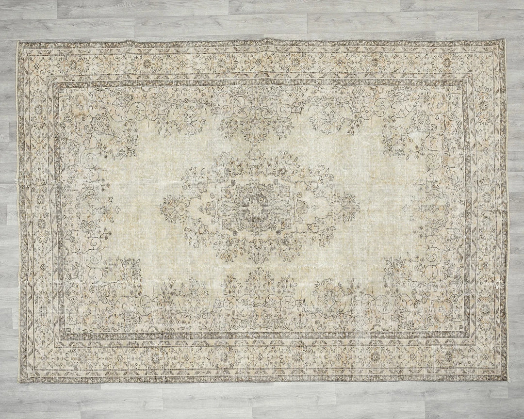 Beige Turkish Oushak Rug 6'8" x 9'2" Hand-Knotted | No. VR27254