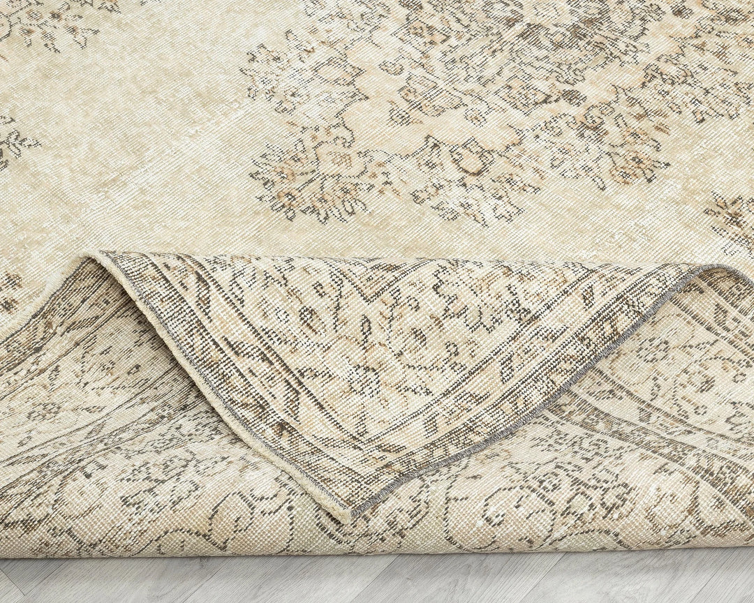 Beige Turkish Oushak Rug 6'8" x 9'2" Hand-Knotted | No. VR27254