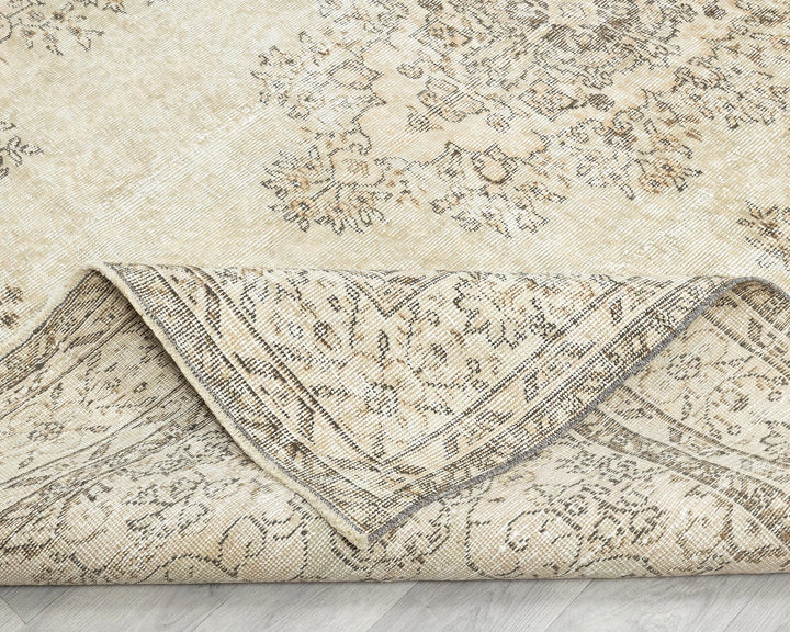 Beige Turkish Oushak Rug 6'8" x 9'2" Hand-Knotted | No. VR27254