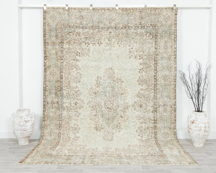 Beige Turkish Oushak Rug 7' x 9' 11" Hand-Knotted | No. VR27327