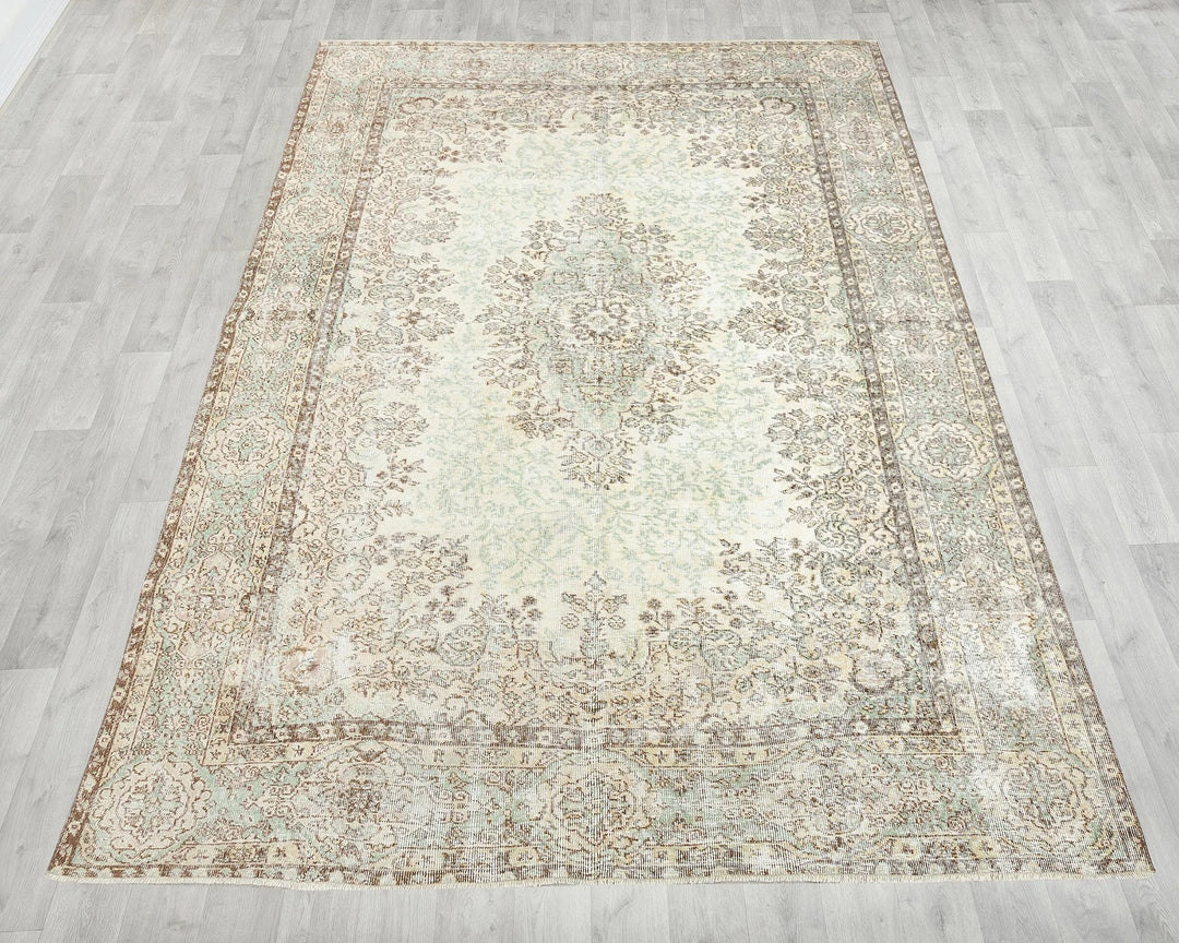 Beige Turkish Oushak Rug 7' x 9' 11" Hand-Knotted | No. VR27327