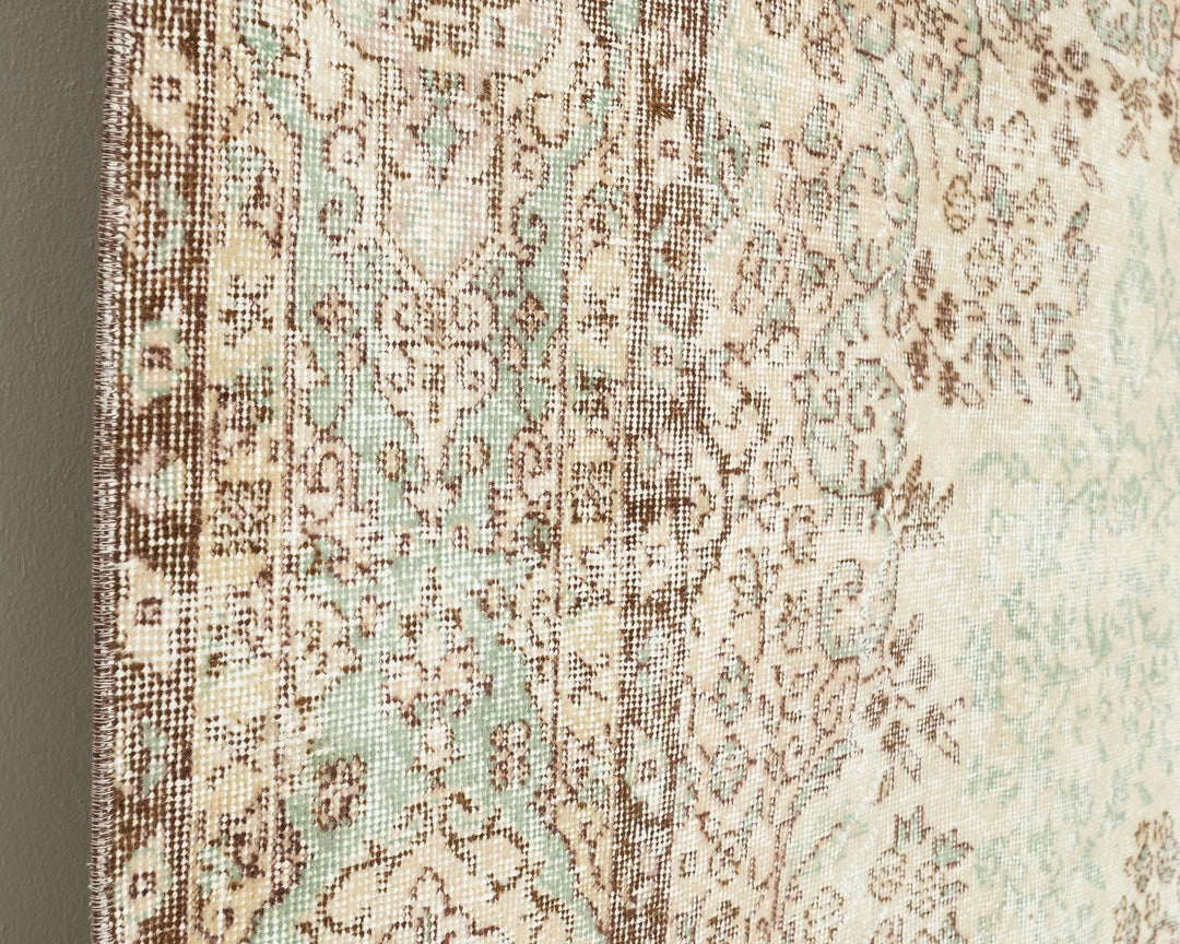 Beige Turkish Oushak Rug 7' x 9' 11" Hand-Knotted | No. VR27327