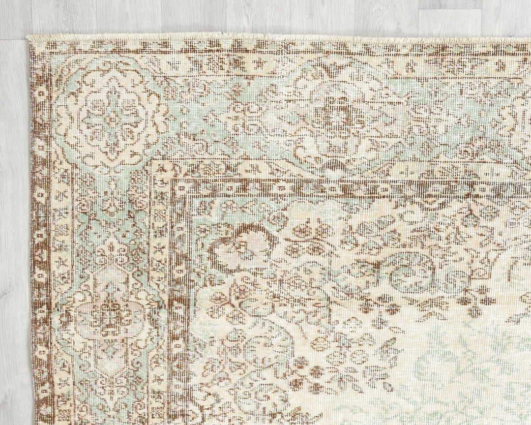 Beige Turkish Oushak Rug 7' x 9' 11" Hand-Knotted | No. VR27327