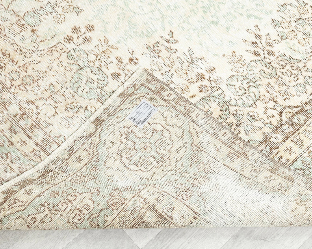 Beige Turkish Oushak Rug 7' x 9' 11" Hand-Knotted | No. VR27327