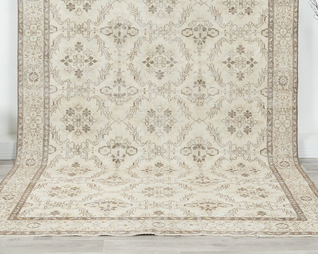 Beige Turkish Oushak Rug 5' 11" x 10' 5" Hand-Knotted | No. VR27516