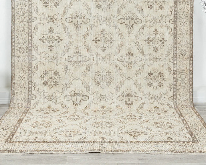 Beige Turkish Oushak Rug 5' 11" x 10' 5" Hand-Knotted | No. VR27516