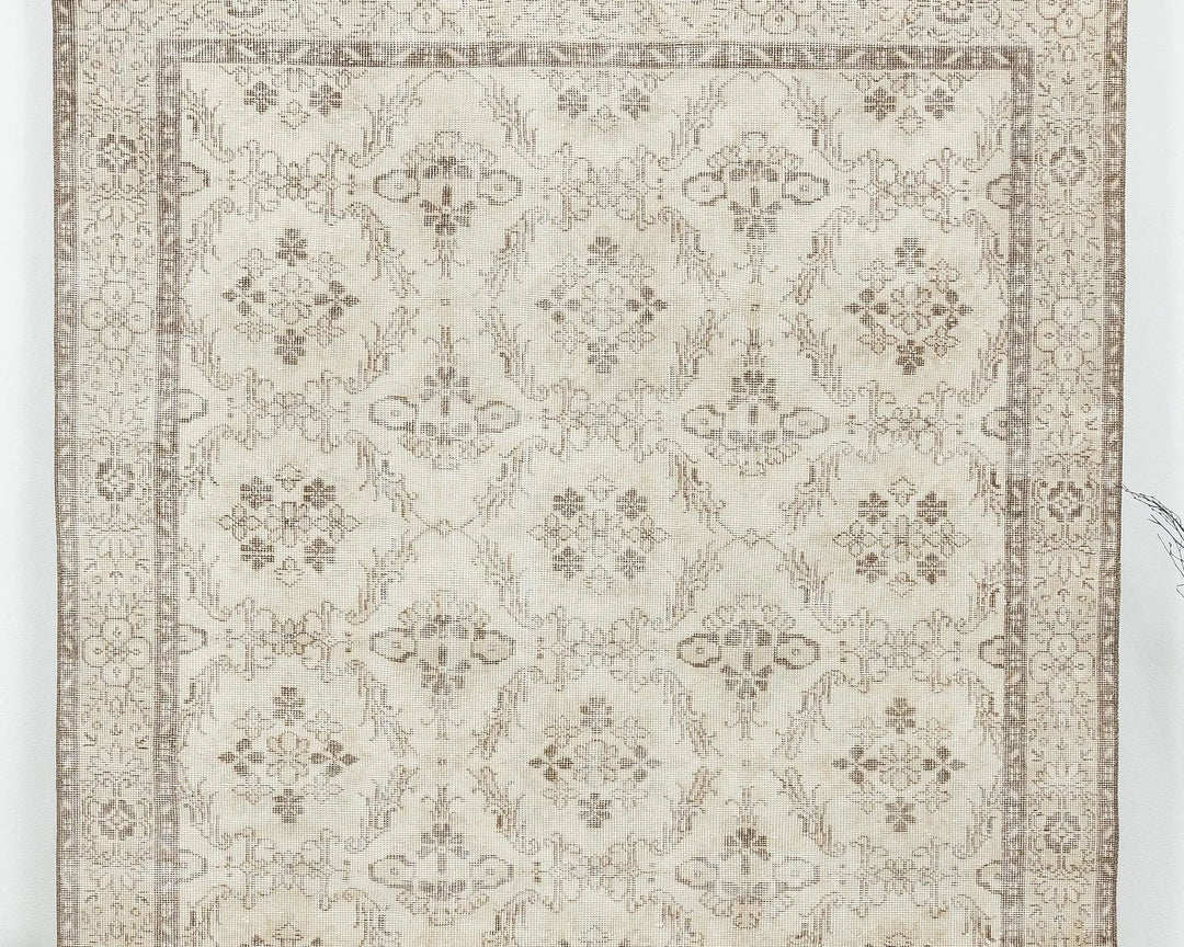 Beige Turkish Oushak Rug 5' 11" x 10' 5" Hand-Knotted | No. VR27516