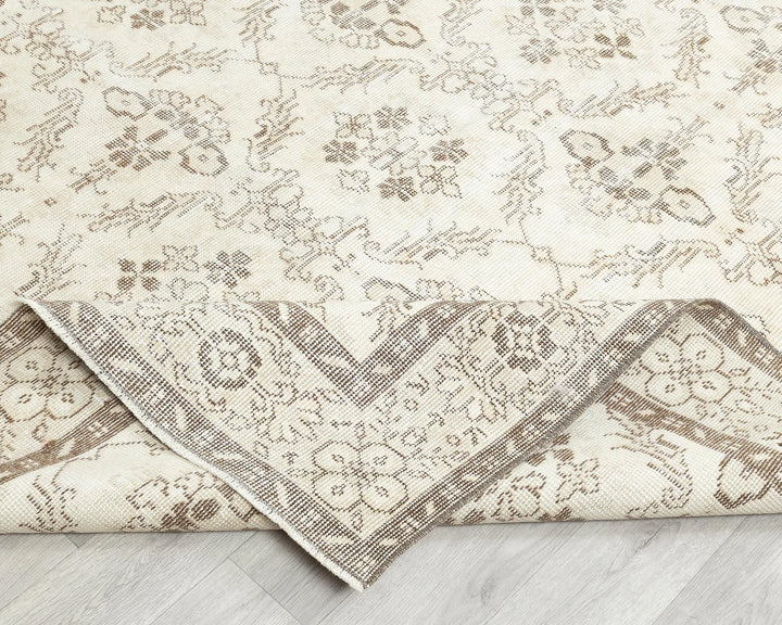 Beige Turkish Oushak Rug 5' 11" x 10' 5" Hand-Knotted | No. VR27516