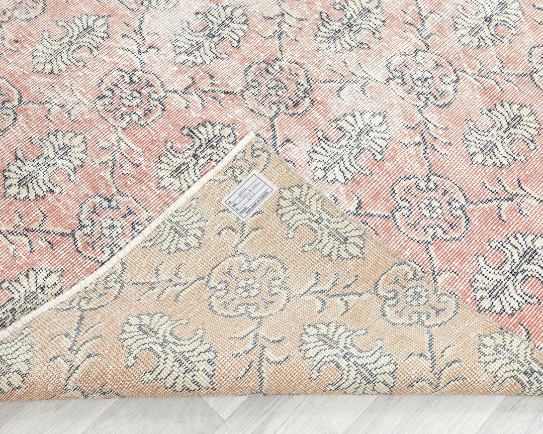 Multicolor Turkish Oushak Rug 7' 3" x 10' 4" Hand-Knotted texture