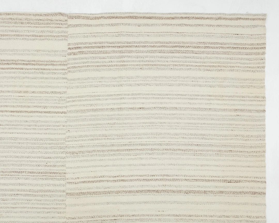 Beige Kilim Rug 10' 2" x 13' 7" | No. VR27775