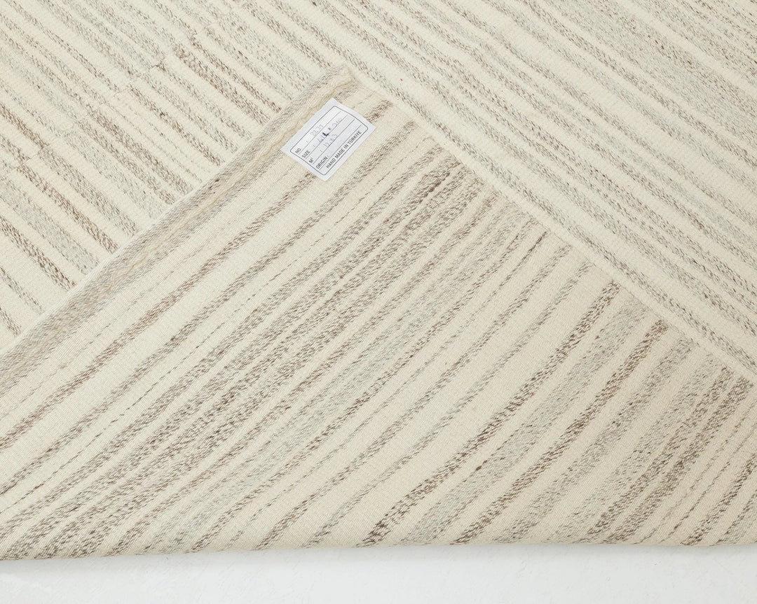Beige Kilim Rug 10' 2" x 13' 7" | No. VR27775