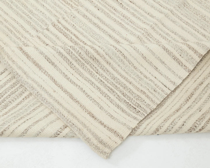 Beige Kilim Rug 10' 2" x 13' 7" | No. VR27775