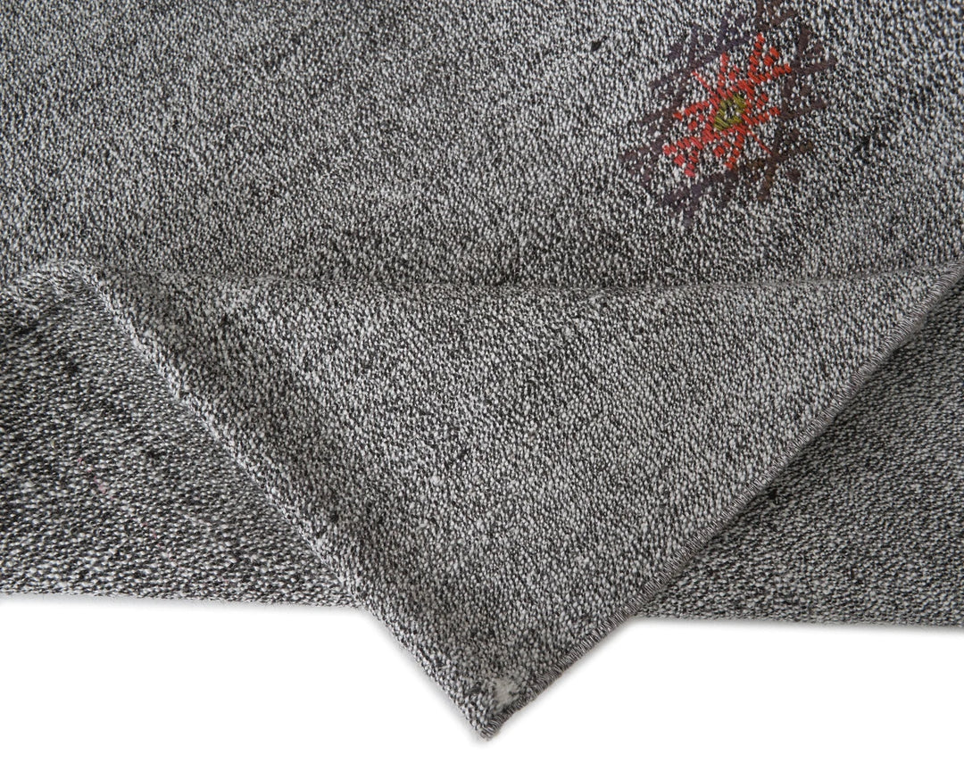 Gray Turkish Kilim Rug 6'10" x 8'2" Flat-Weave | No. VR27832