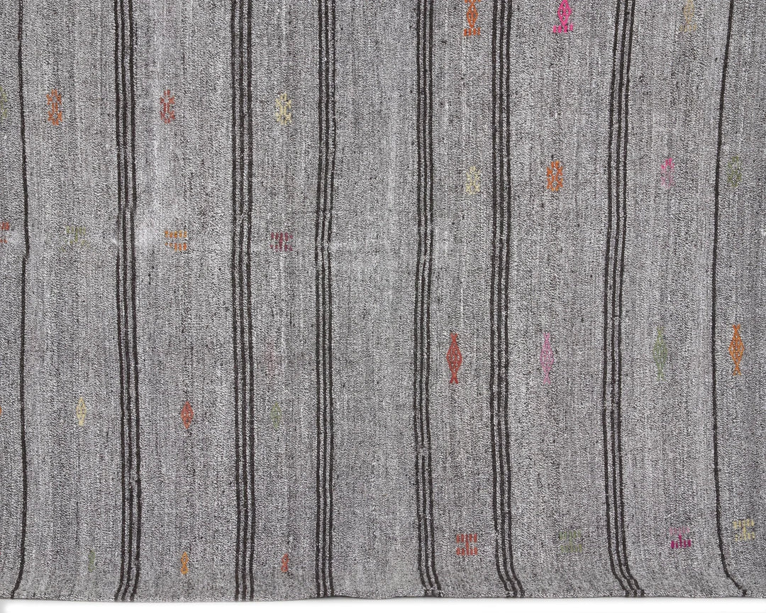 Gray Turkish Kilim Rug 6'9" x 7'2" Flat-Weave | No. VR27840